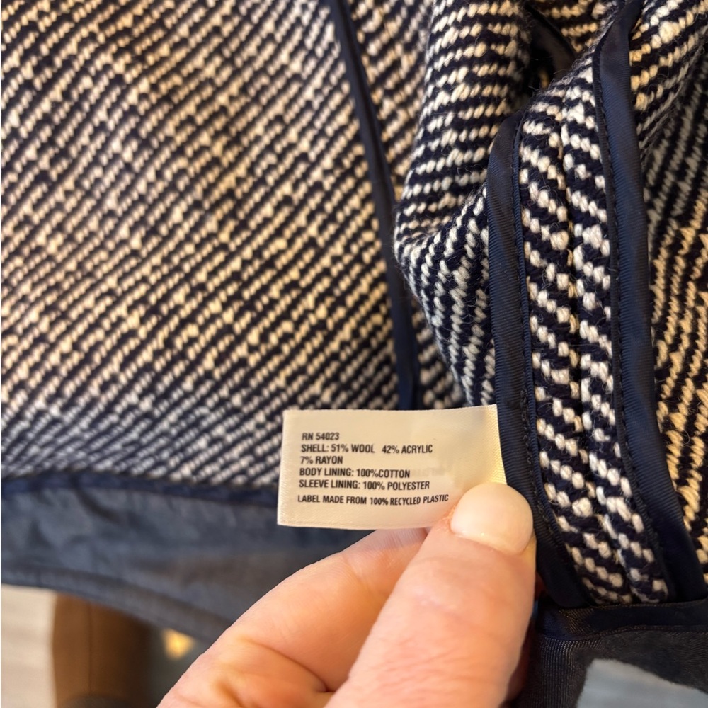 GAP Women's Blue and White wool blend Jacket - Picture 6 of 7